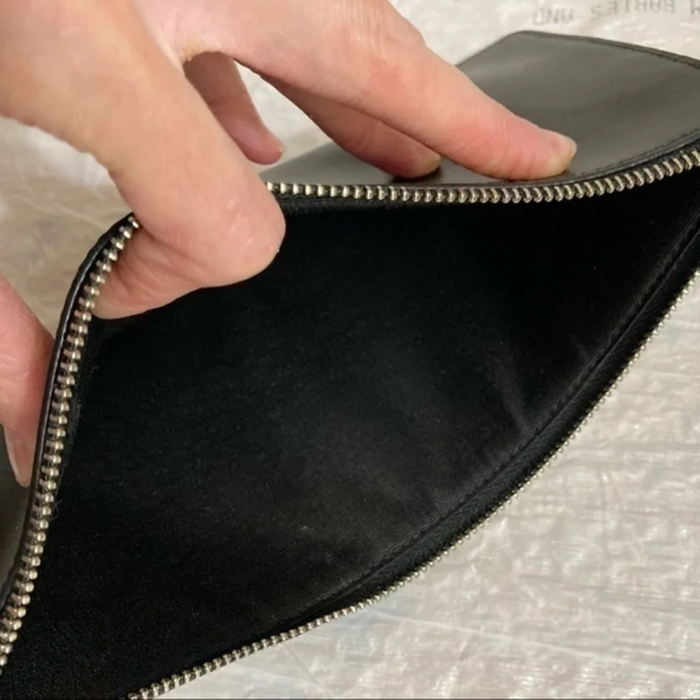 Coach black leather zipper case multifunctional
